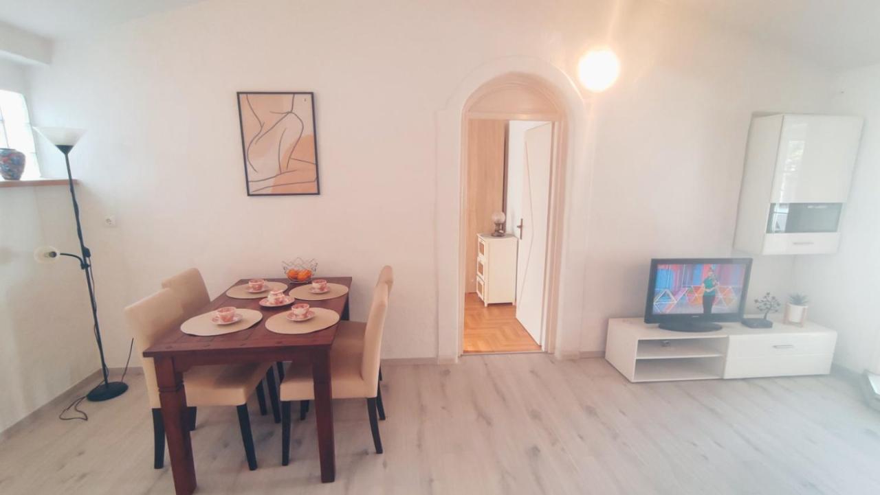 Parentium Apartment Poreč Exteriör bild